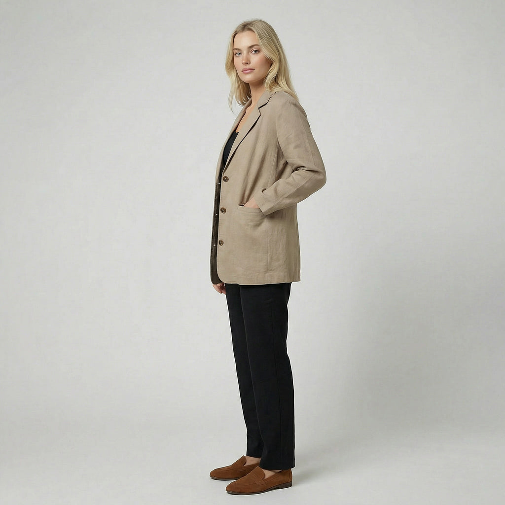 Oldford Atelier - Women’s Notch Lapel Button Front Blazer